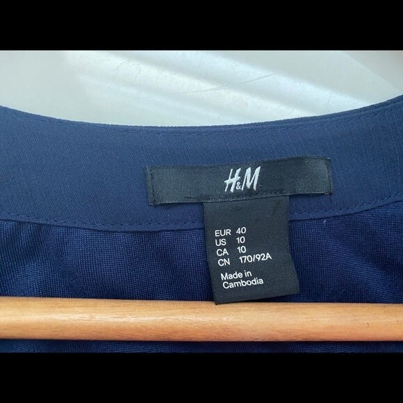 H&M Fit & Flare Dress, Blue Floral Print, Size 10 - Picture 6 of 10